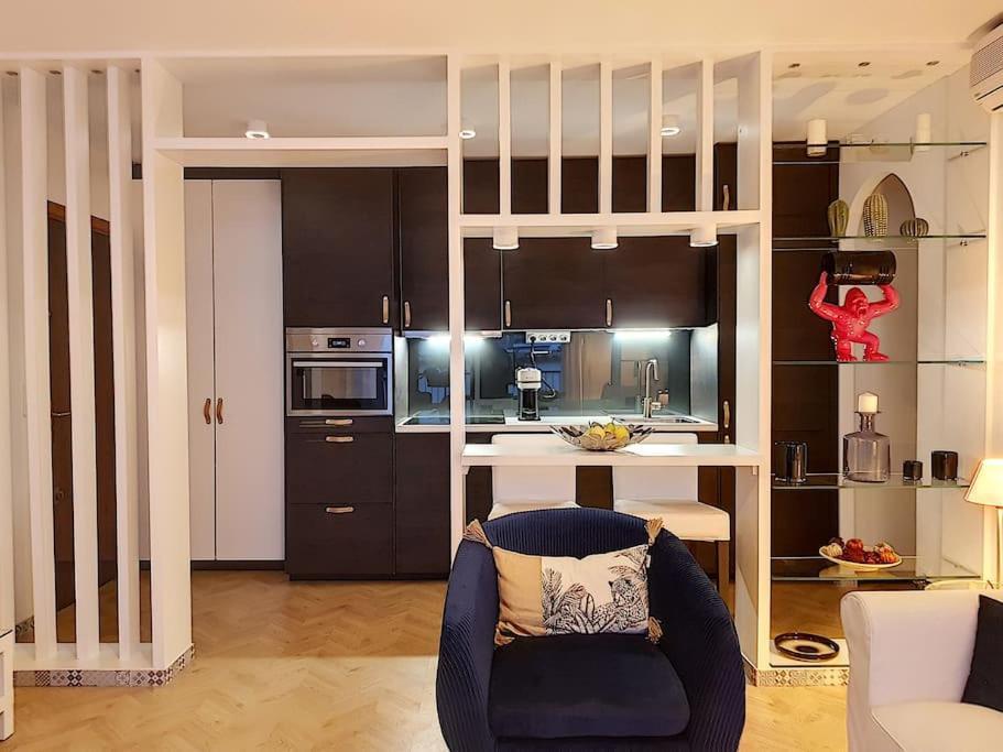 Appartement Style Architecte Proche De La Plage Cannes Exteriér fotografie