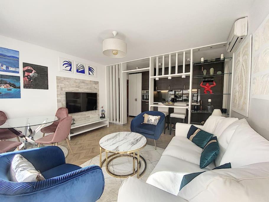 Appartement Style Architecte Proche De La Plage Cannes Exteriér fotografie